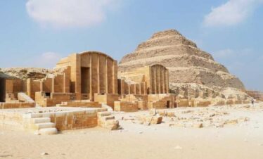 Day tour to Saqqara, Giza and Dahshur