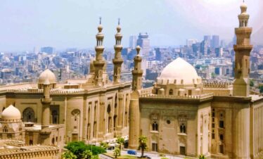 Day tour to Soltan Hassan mosque, Ibn Tulun mosque and Saladin citadel